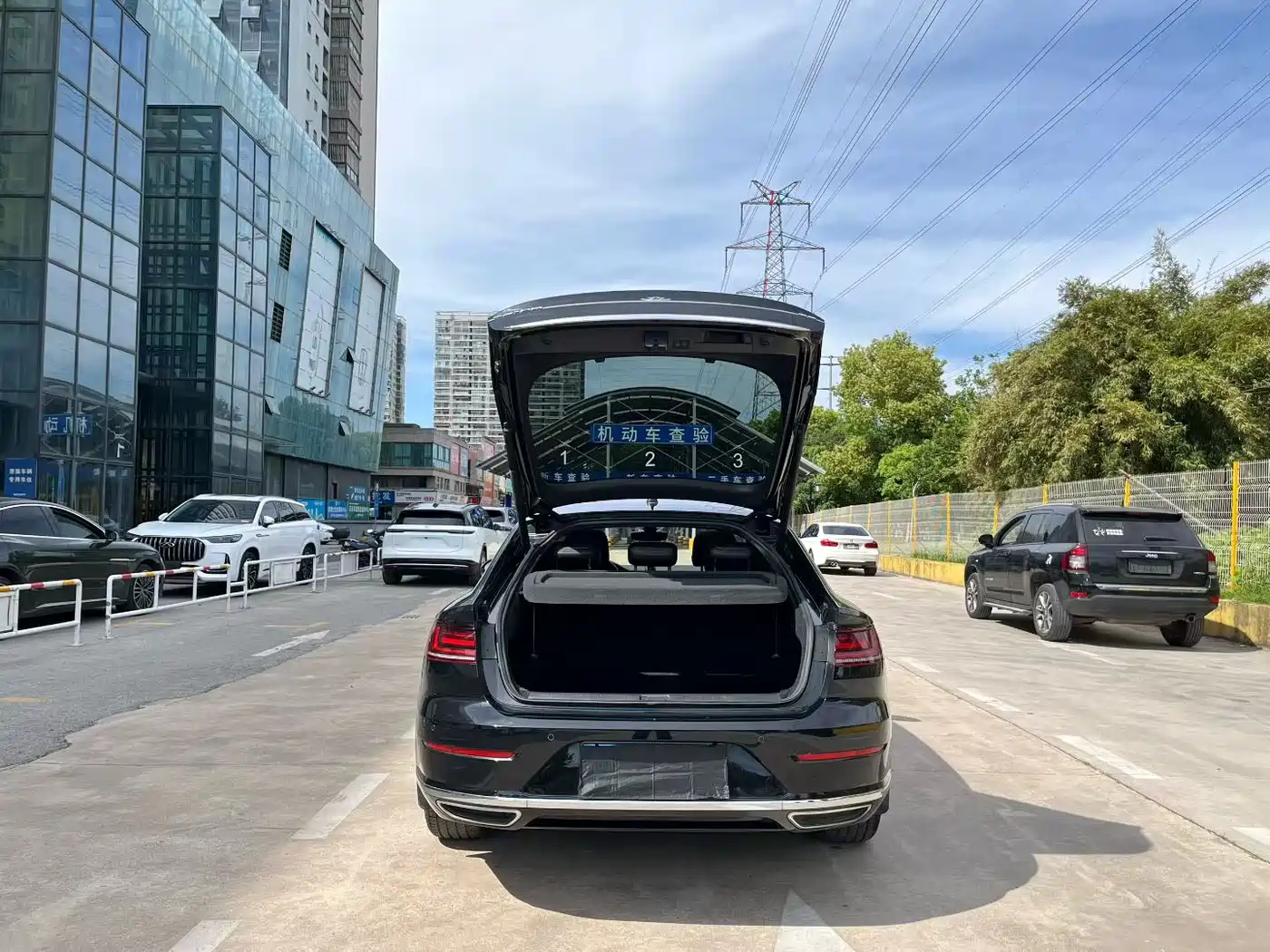 Volkswagen FAW-Volkswagen CC 2019 330TSI Charm Edition China VI фото 9