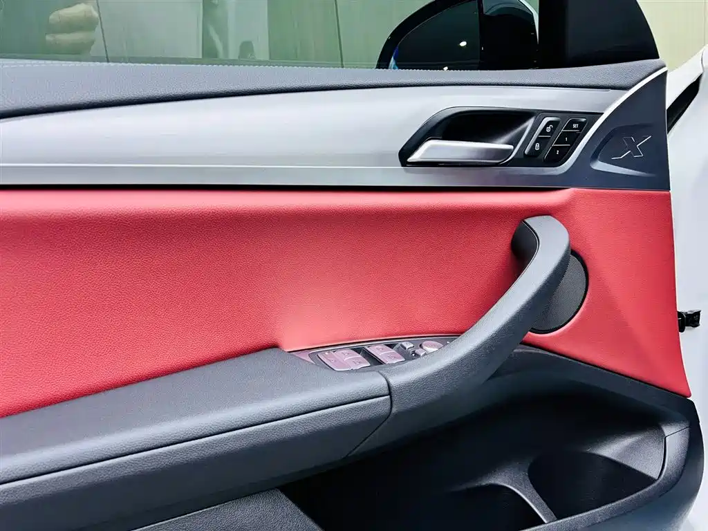 BMW X4 2022 xDrive 25i M Sport Package фото 11