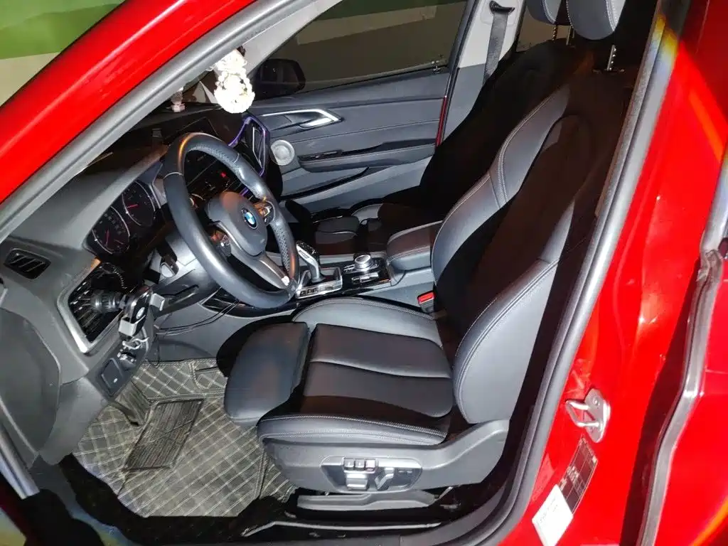 Фото 8 - BMW 1 Series