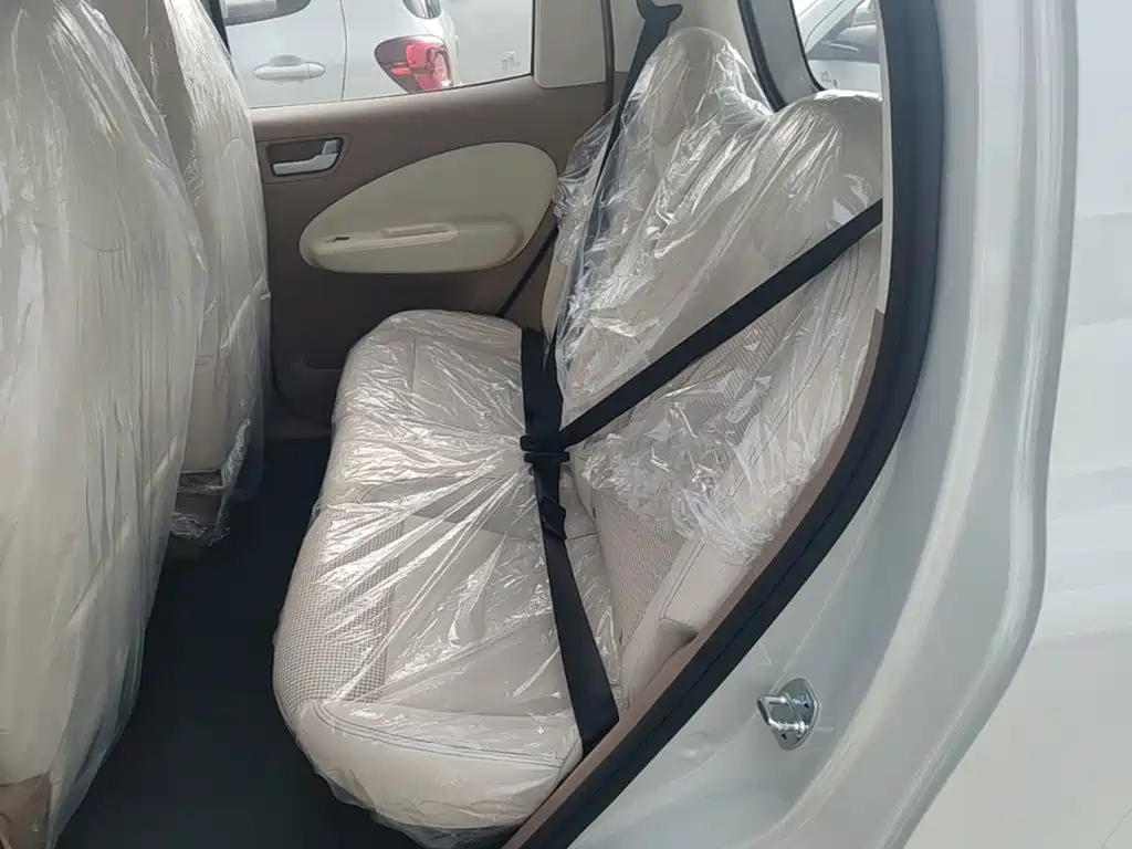 Wuling Motors Hongguang MINIEV 2026 2025 4-Door Advanced
