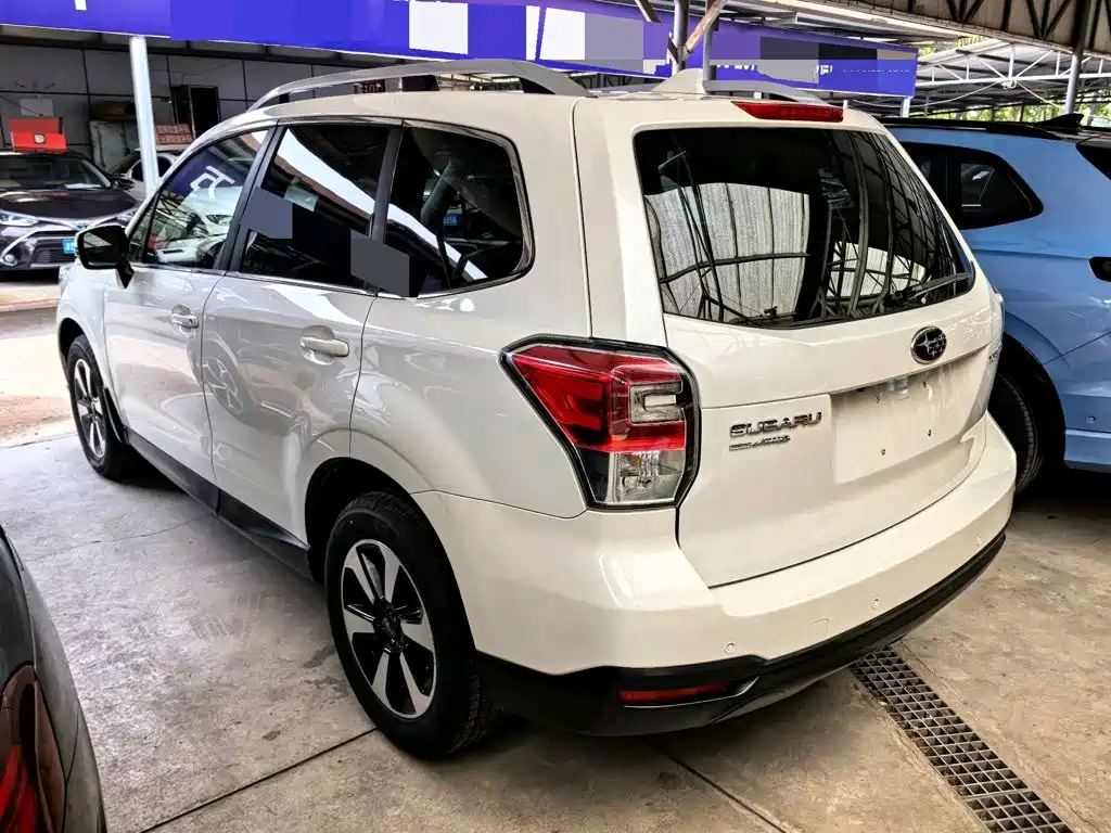 Фото 9 - Subaru Forester