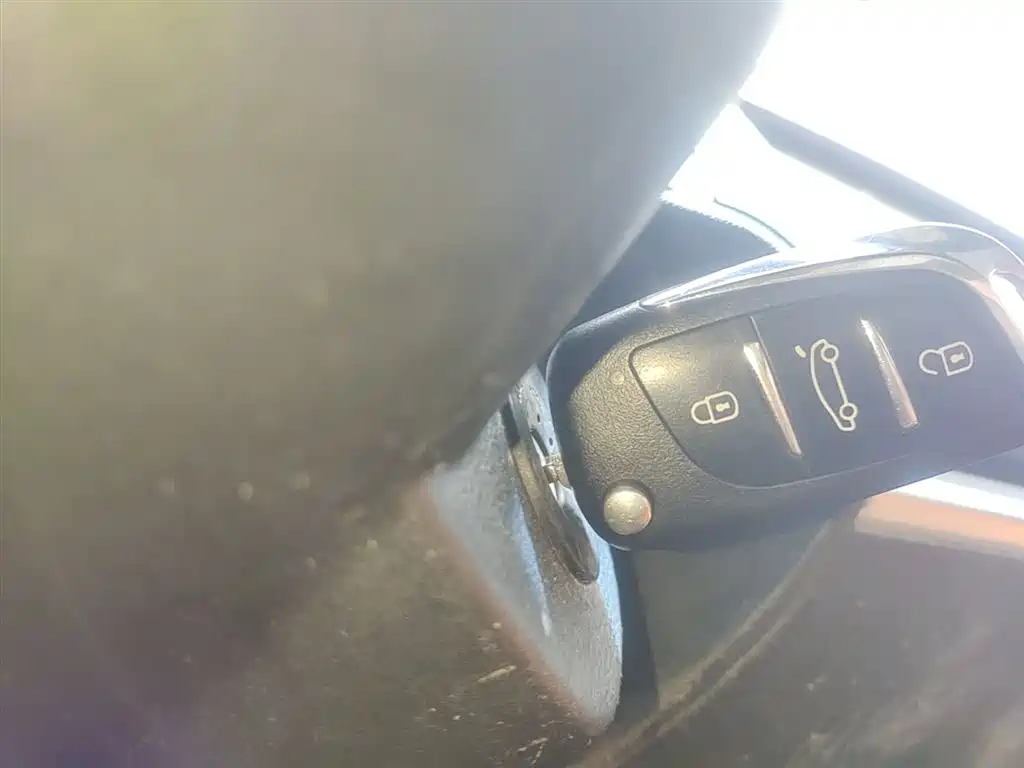 Geely Yuanjing X1 2018 2017 1.3L Manual Crazy Fun Edition