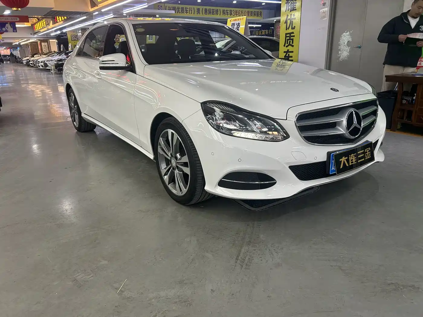 Mercedes-Benz E-Class 2015 Facelift E 180 L фото 3