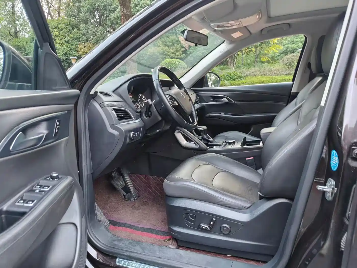 Фото 9 - Borgward BX7