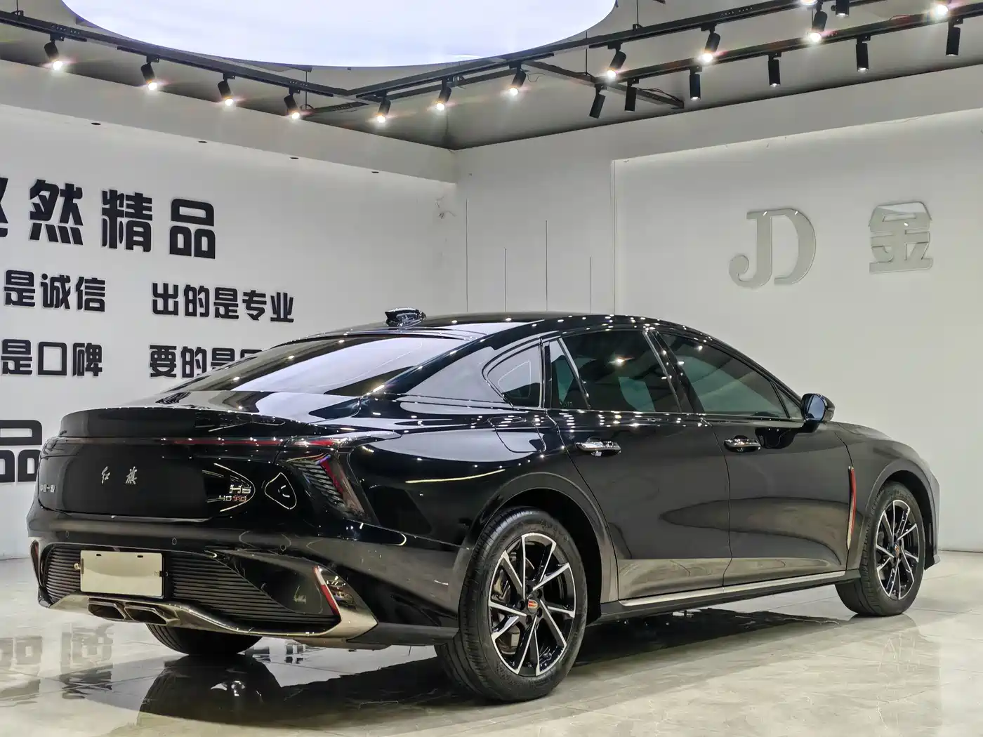 Hongqi H6 2025 Model 2.0T Beauty Edition фото 6