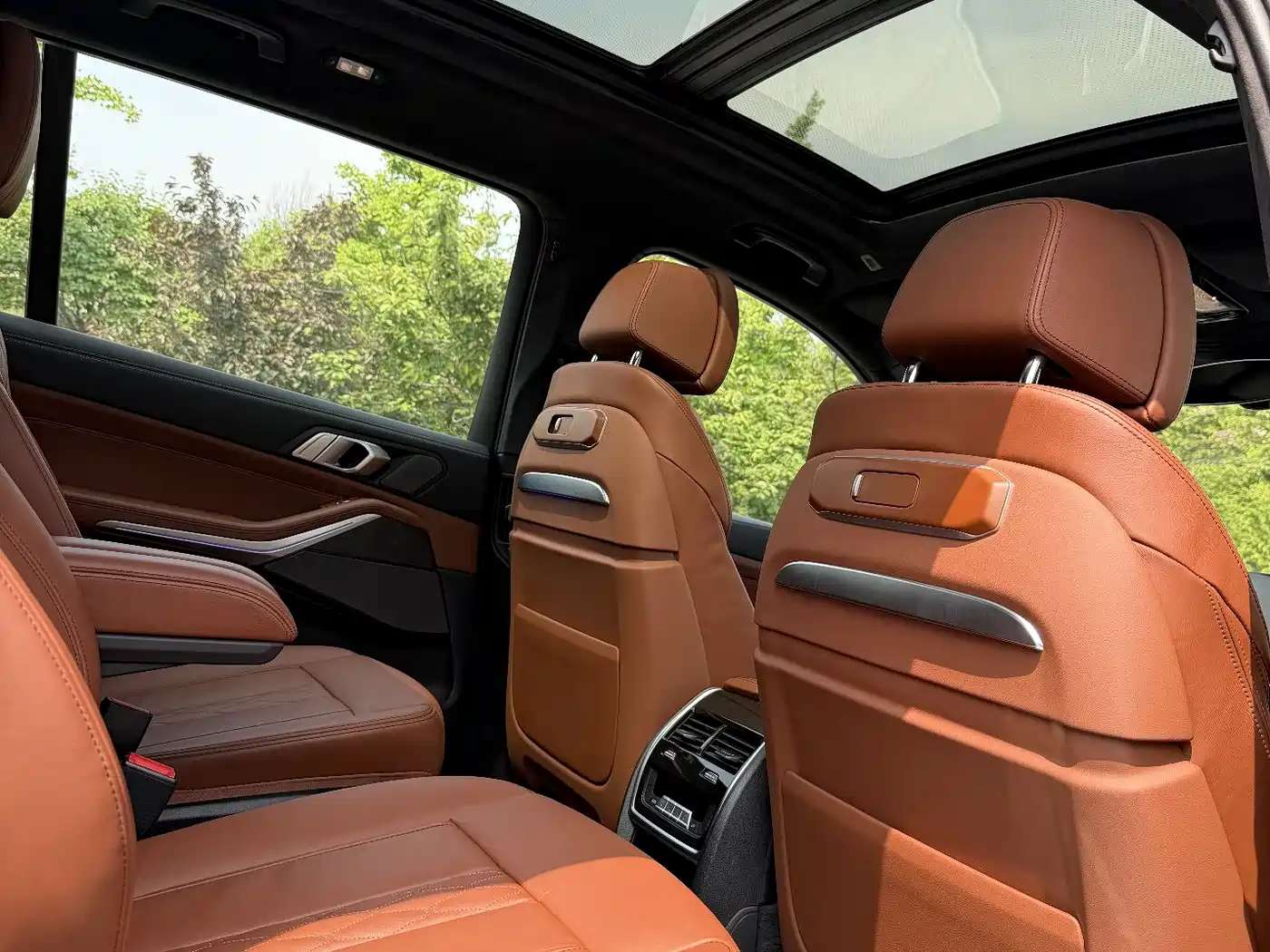 BMW X7 2023 xDrive40i Exclusive M Sport Package фото 29