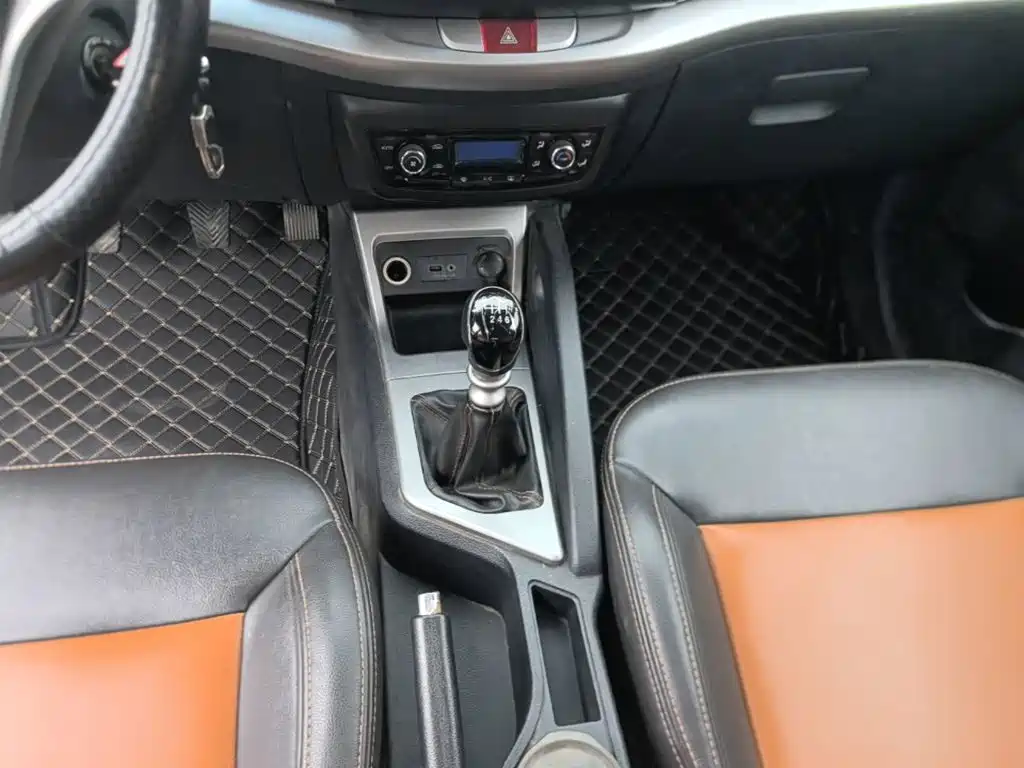 JAC Refine S3 2014 2014 1.5L Manual Luxury Smart