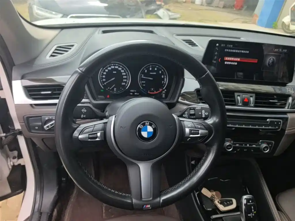 BMW X1 2020 xDrive25Li Premium Edition фото 11