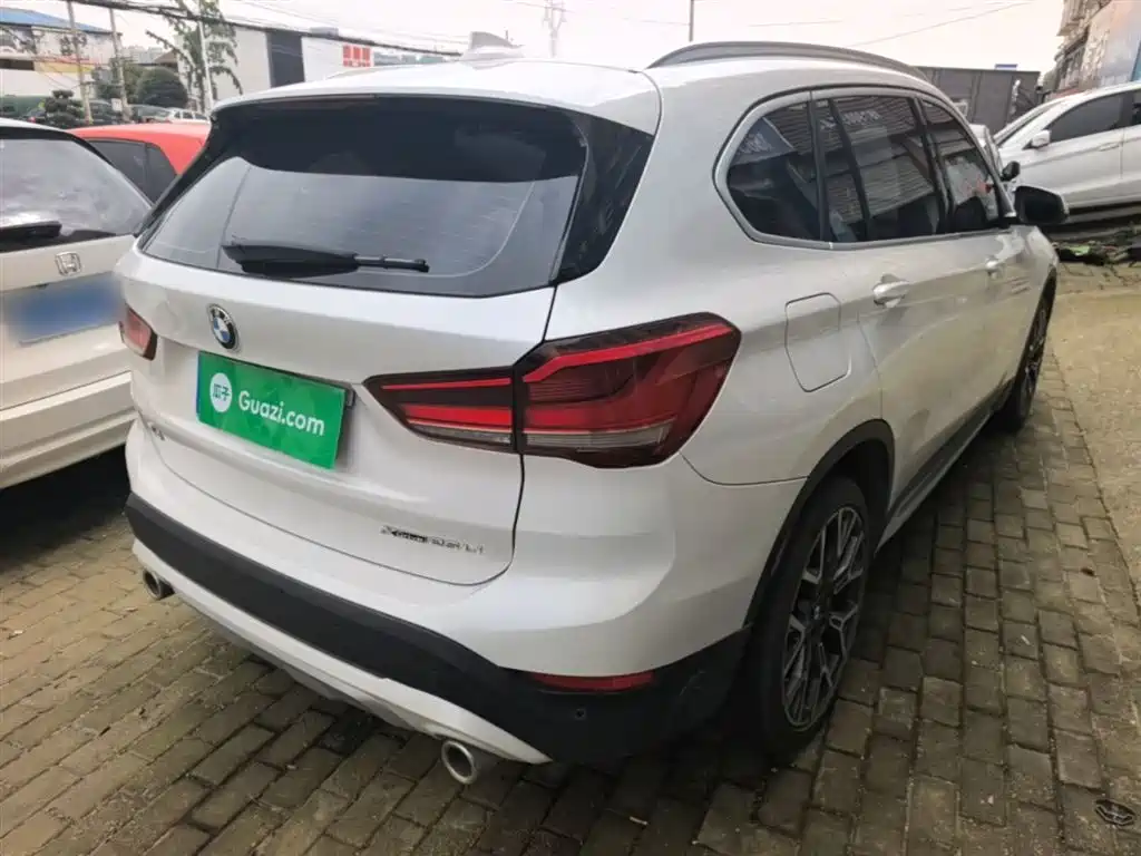 BMW X1 2020 xDrive25Li Premium Edition фото 7