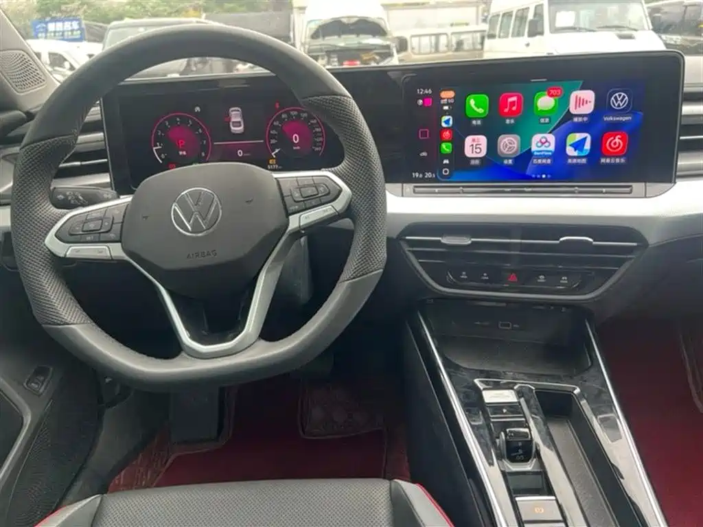 VOLKSWAGEN LINGDU