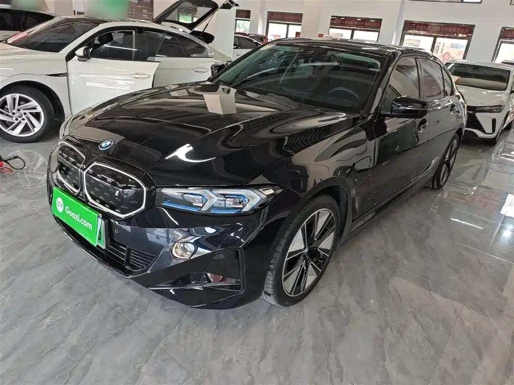 BMW i3 2024 eDrive 40 L Night Sport Package