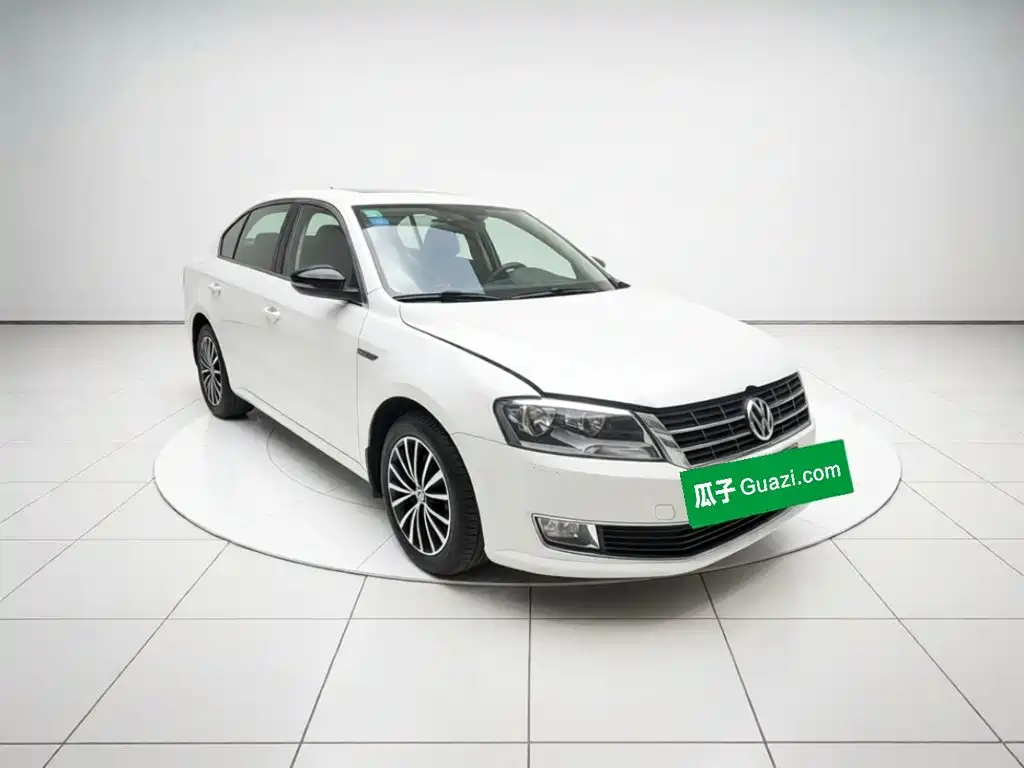 Фото 3 - Volkswagen Lavida