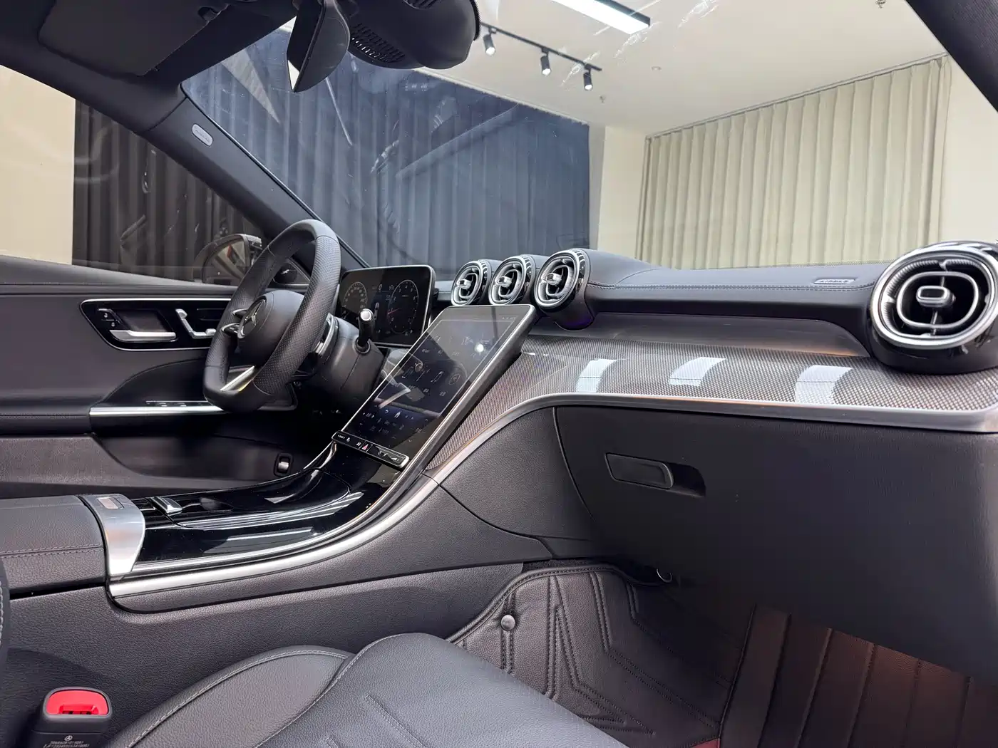 Mercedes-Benz C-Class 2024 Facelift C 260 L Moonlight Sport фото 36