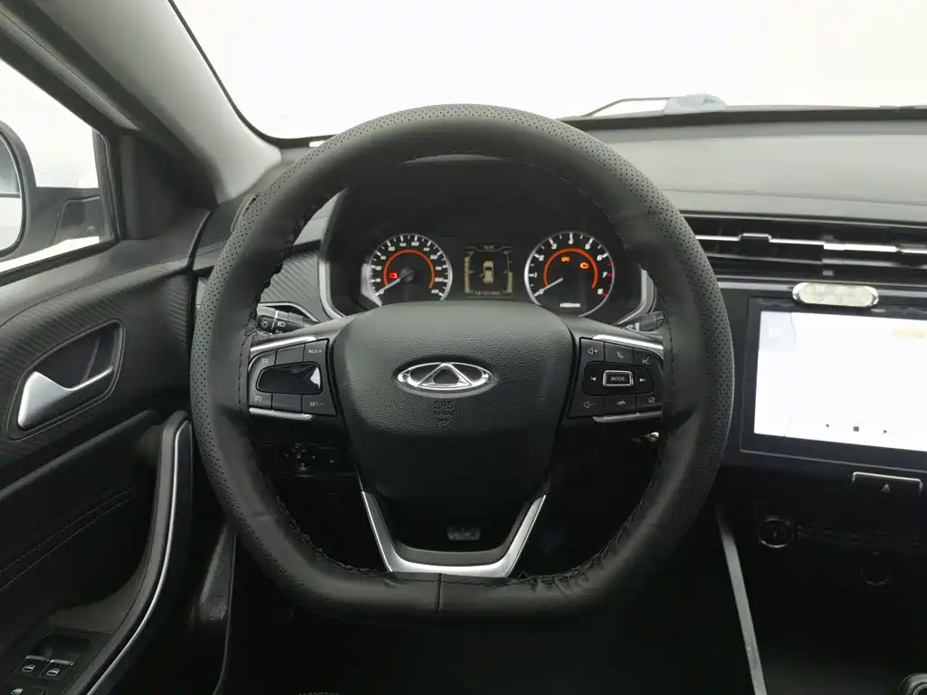 Фото 11 - Chery Tiggo 3x
