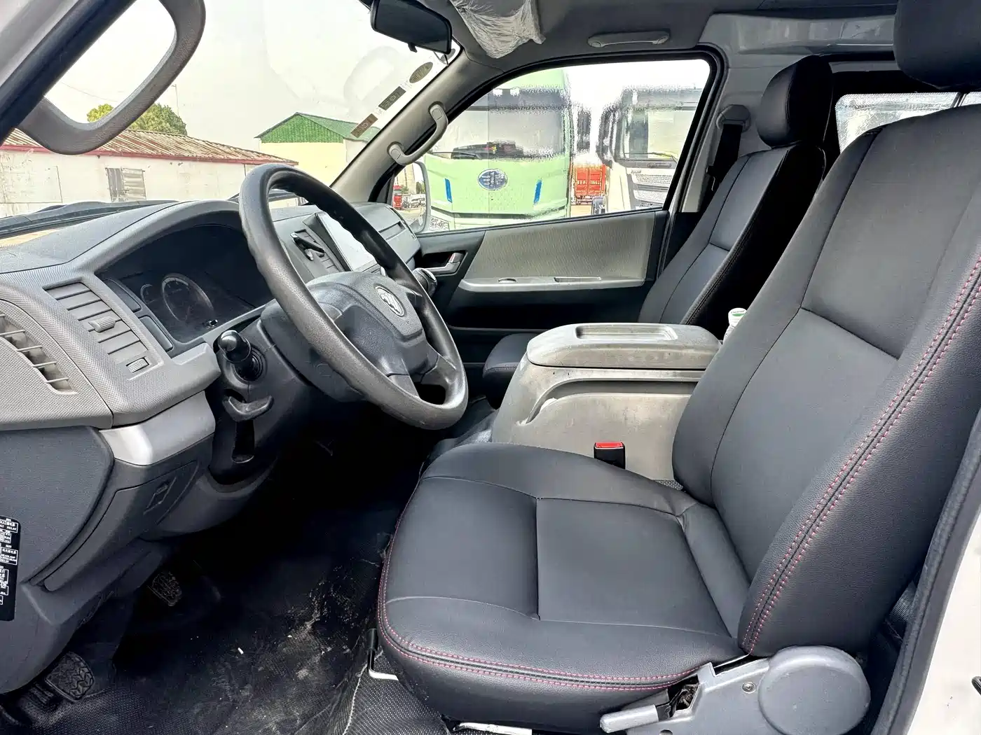 Foton Fengjing G7 2016 2016 2.0L Commercial Transport Short Wheelbase Flat Roof 4Q20M
