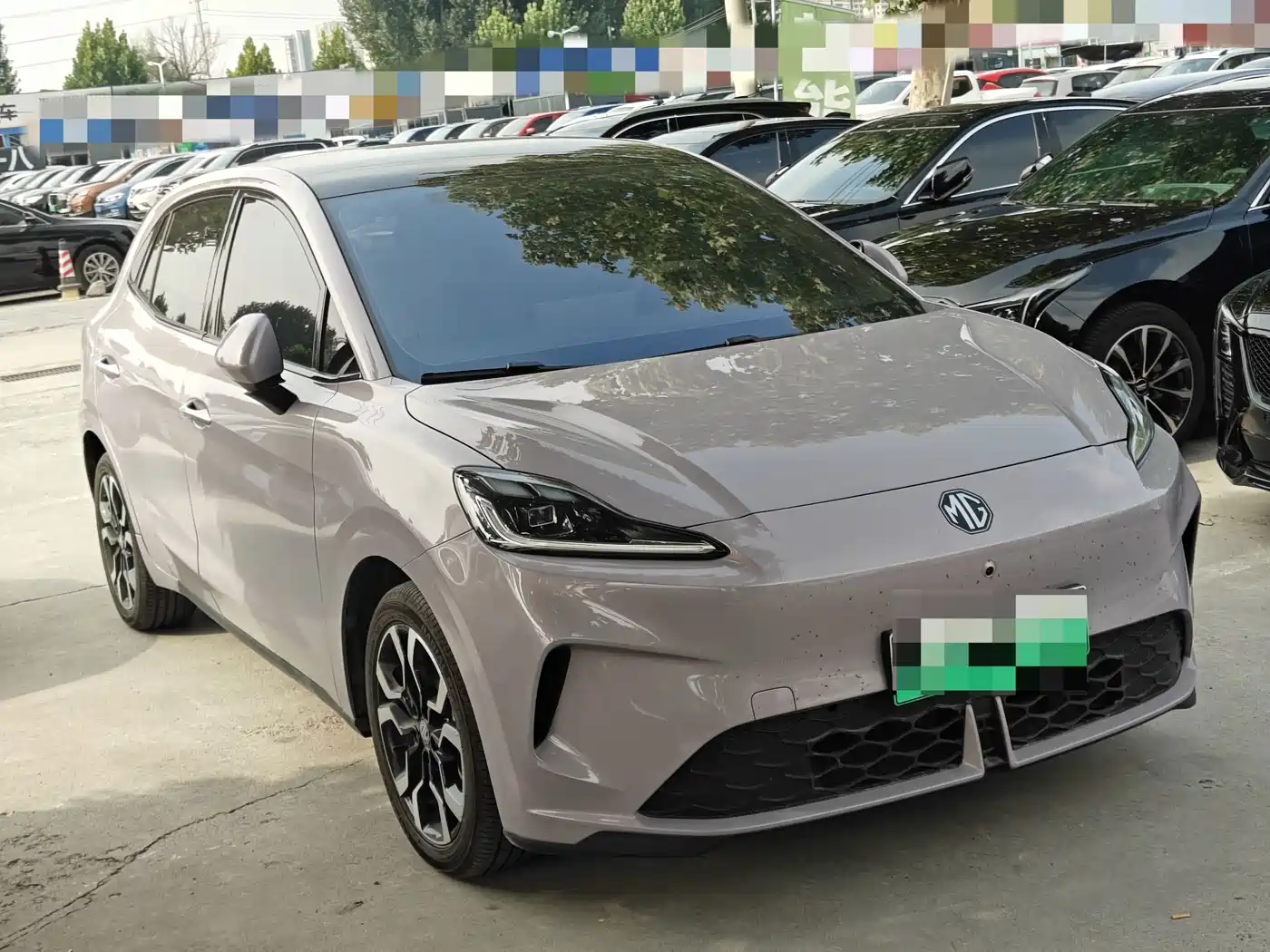 MG MG4 EV 2026 2025 Base Model