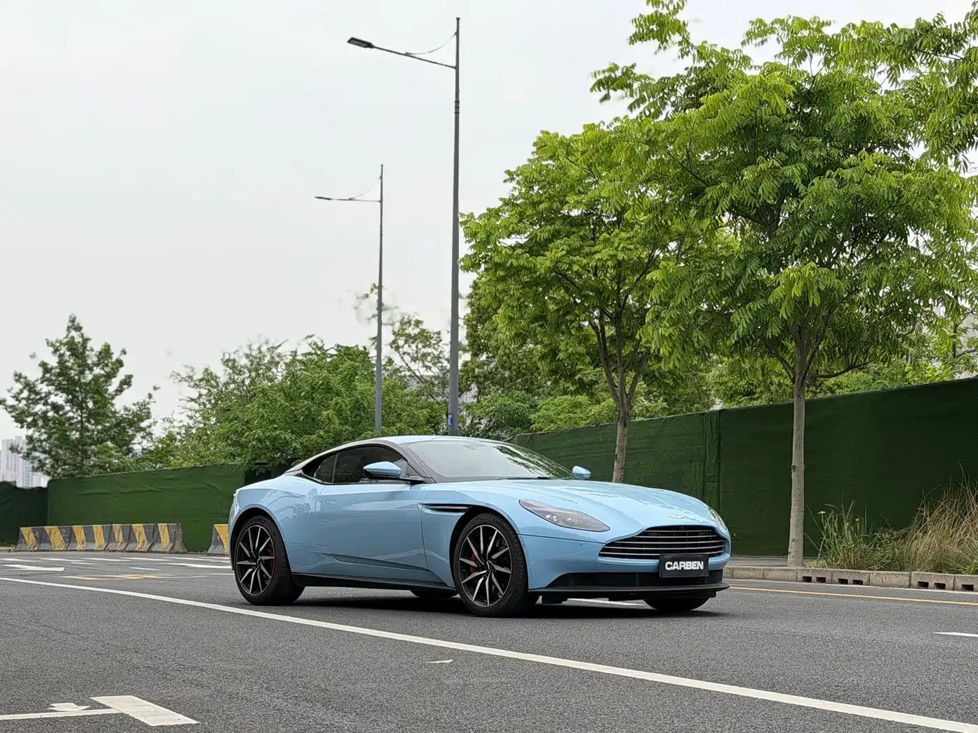 Aston Martin DB11 2019 Model 4.0T V8 Coupe фото 4