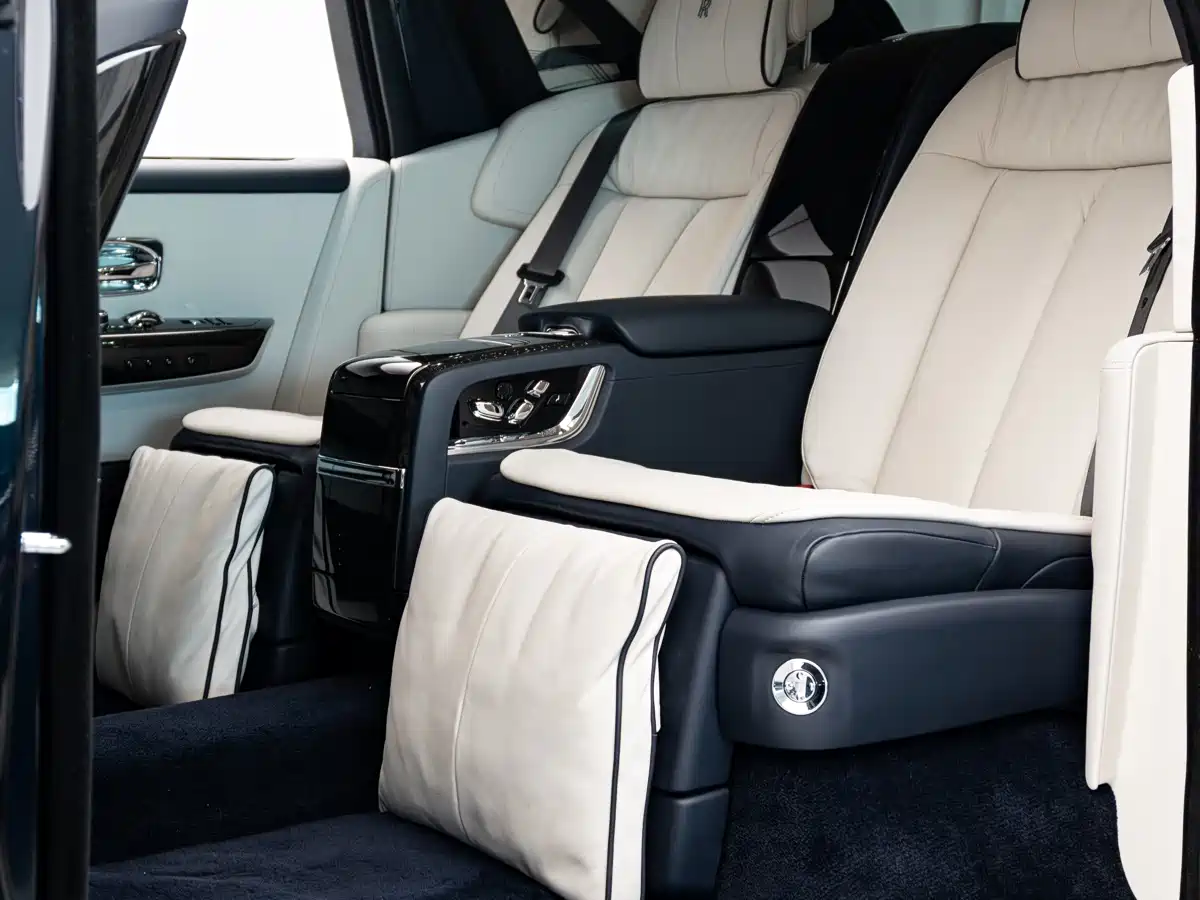 Фото 15 - Rolls-Royce Phantom