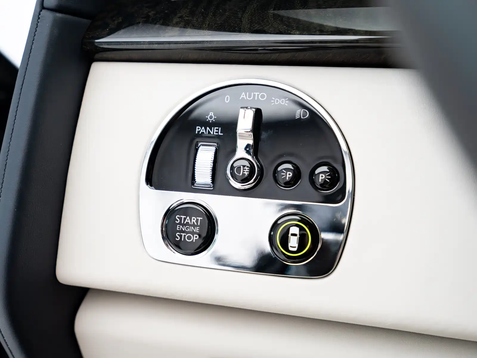 Фото 5 - Rolls-Royce Phantom