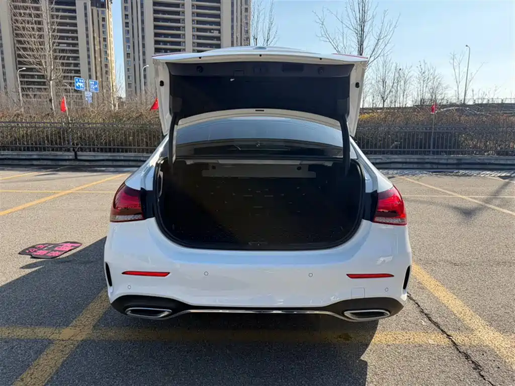 Mercedes-Benz A-Class 2022 Facelift A 200 L Sport Sedan Fashion Style фото 18