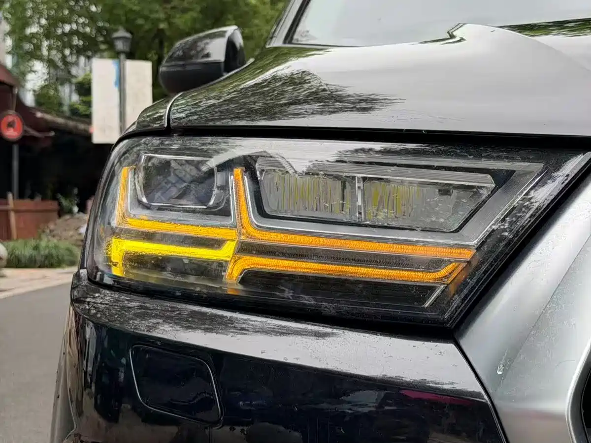 Audi Q7 2019 45 TFSI Comfort фото 13
