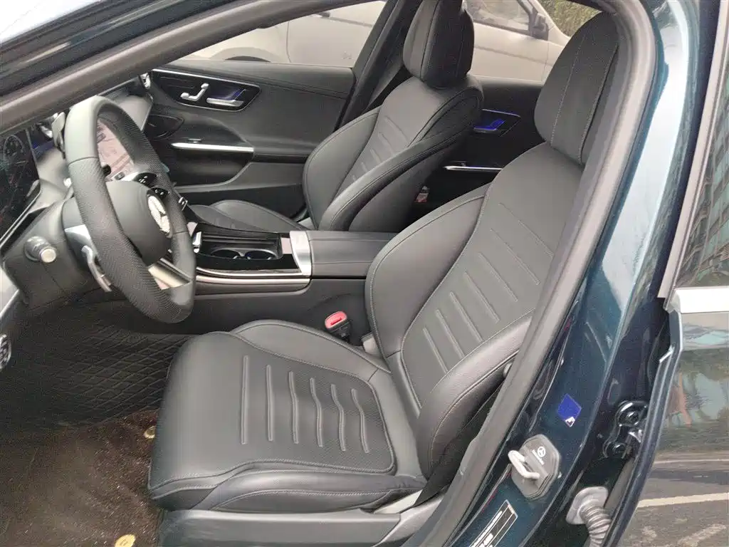 Mercedes-Benz C-Class 2024 C 260 L Sport фото 7