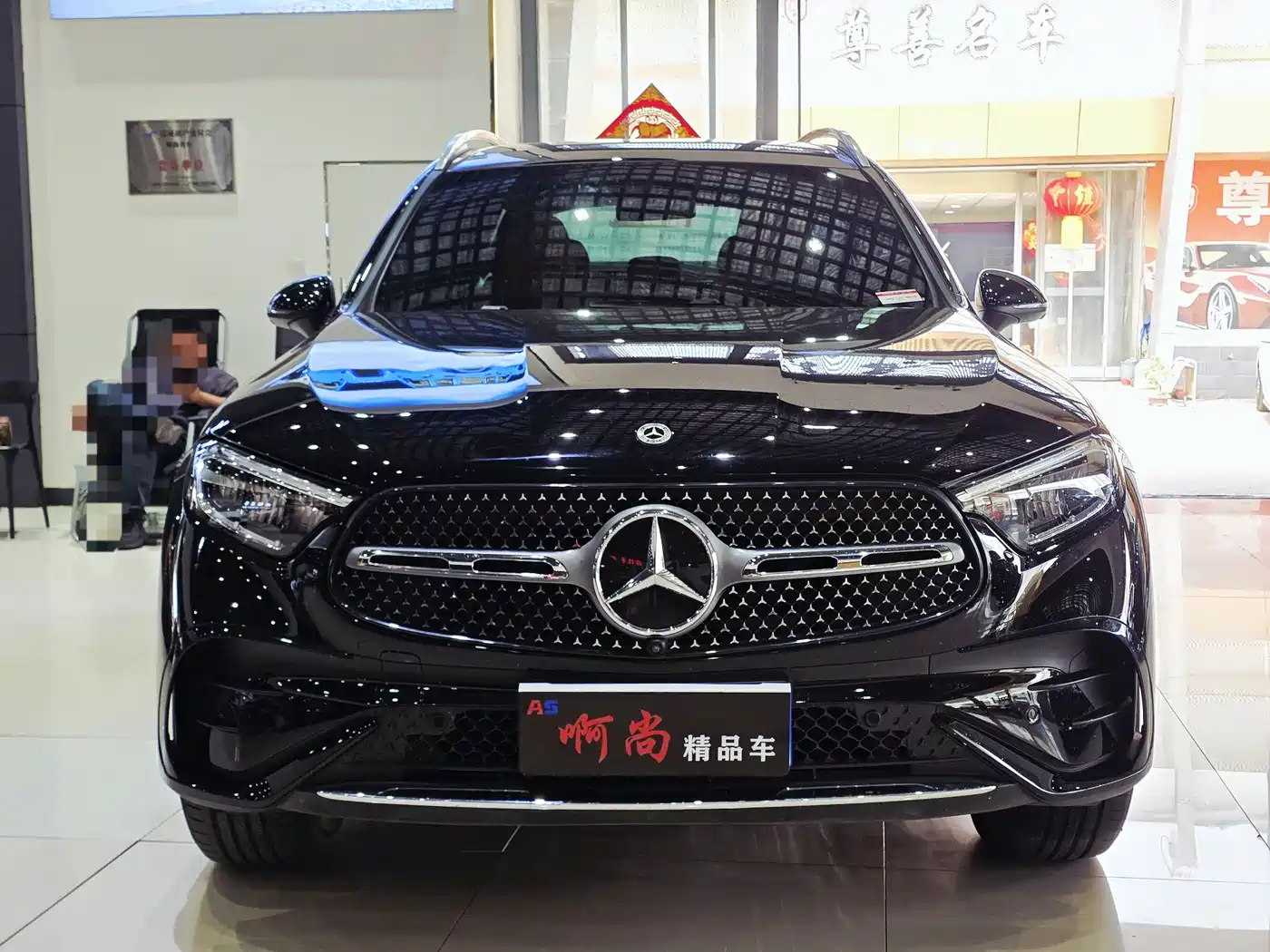 Mercedes-Benz GLC 2023 GLC 300 L 4MATIC Sport 5-Seater фото 2