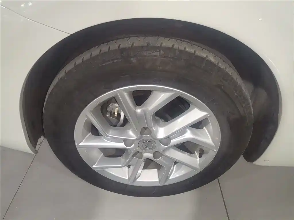 Nissan Tiida 2023 2024 1.6L CVT Cool Sport Edition