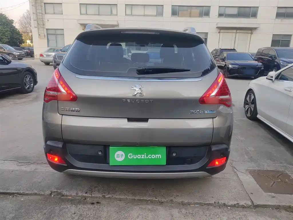 Peugeot 3008 2015 1.6THP Automatic Top Style Edition фото 4