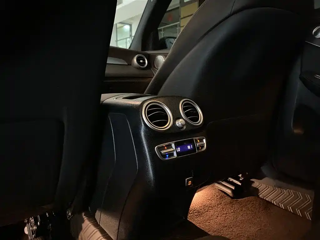 Mercedes-Benz GLC 2022 Model GLC 300 L 4MATIC Dynamic Edition фото 15