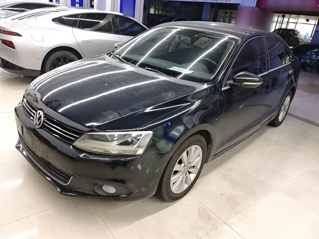 Volkswagen Sagitar 2014 Facelift 1.4TSI Automatic Luxury фото 2