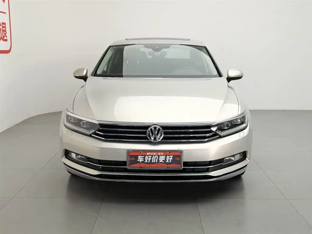 Volkswagen Magotan 2017 380TSI DSG Premium фото 3
