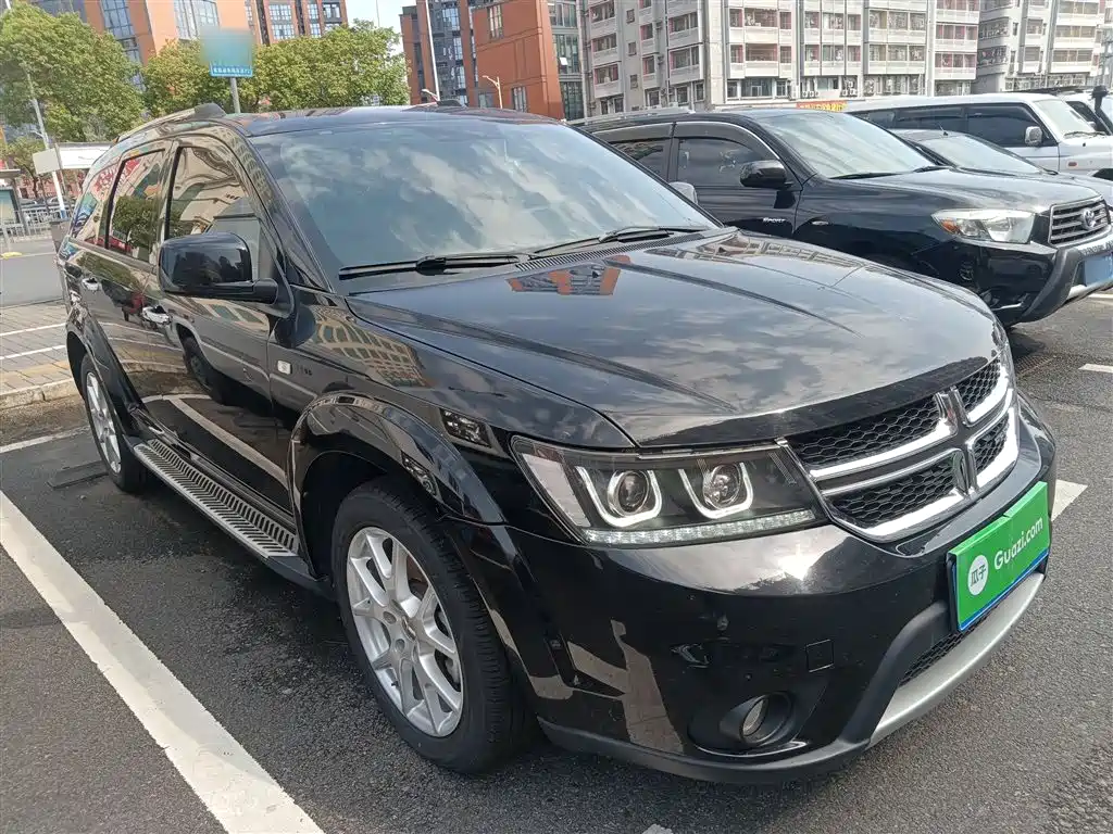Dodge Journey 2016 2015 2.0TD 4WD Premium Edition