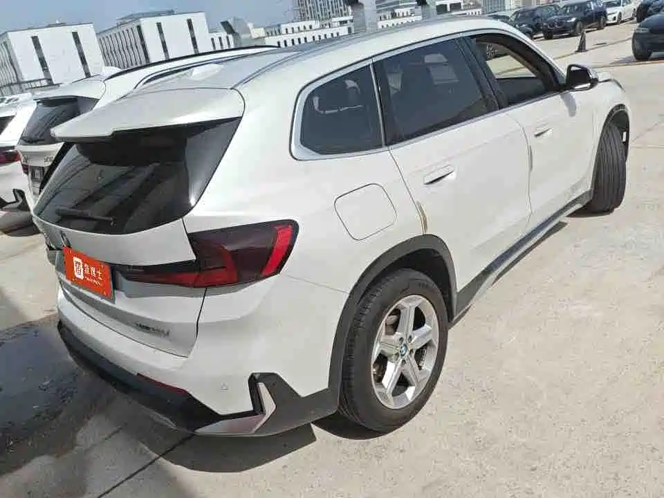 BMW X1 2023 sDrive20Li X Design Package фото 4