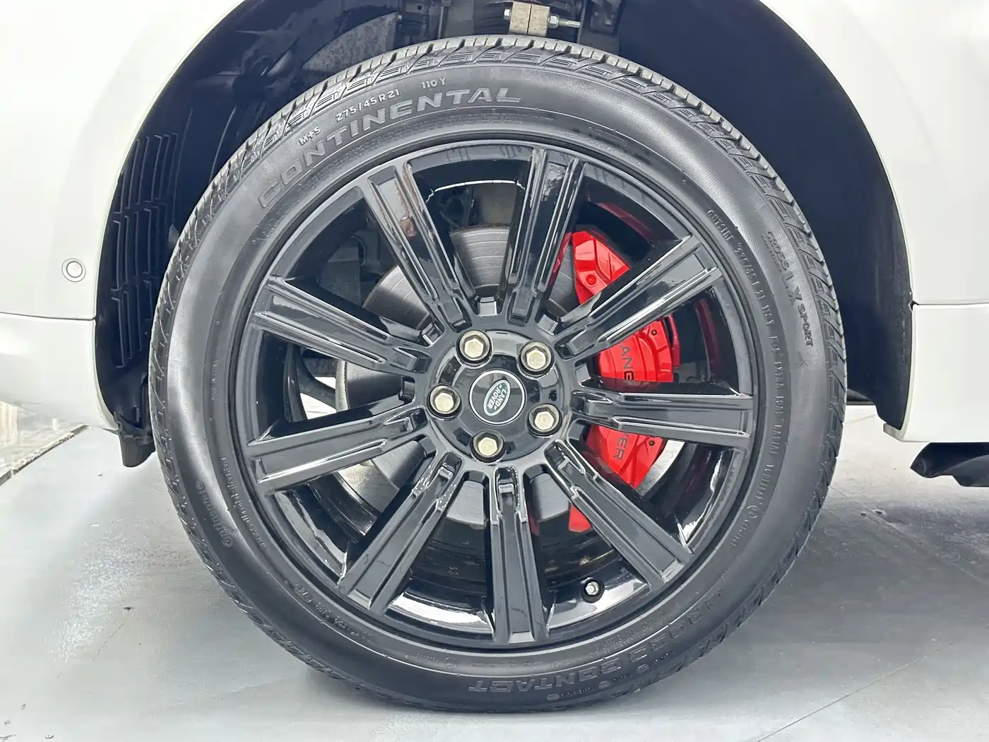 Land Rover Range Rover Sport 2021 3.0 L6 Gloss Black Edition фото 23