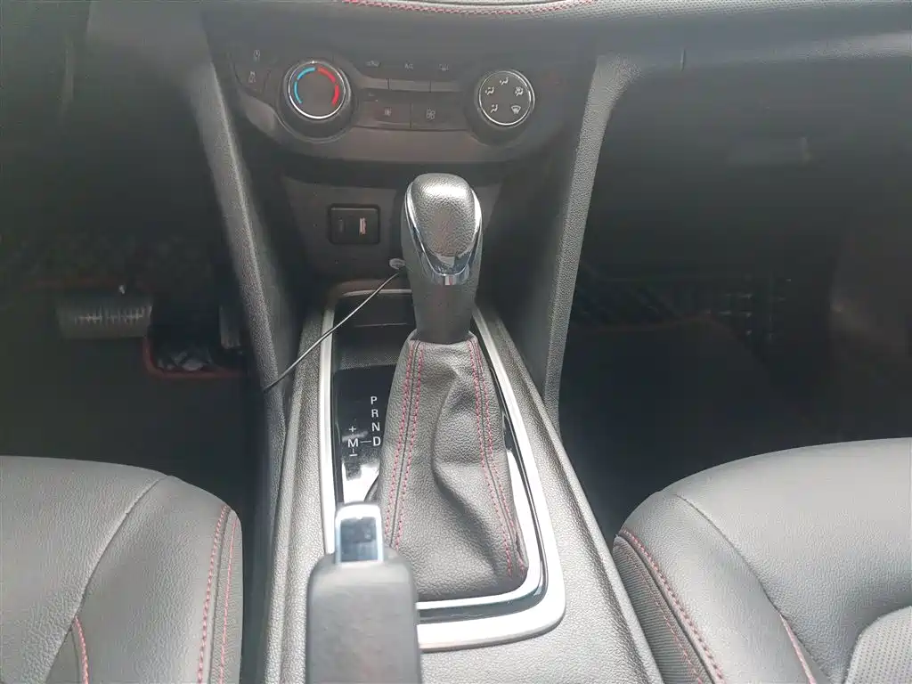 Chevrolet Monza 2022 Mild Hybrid RS 330T Automatic Comfort Edition фото 10