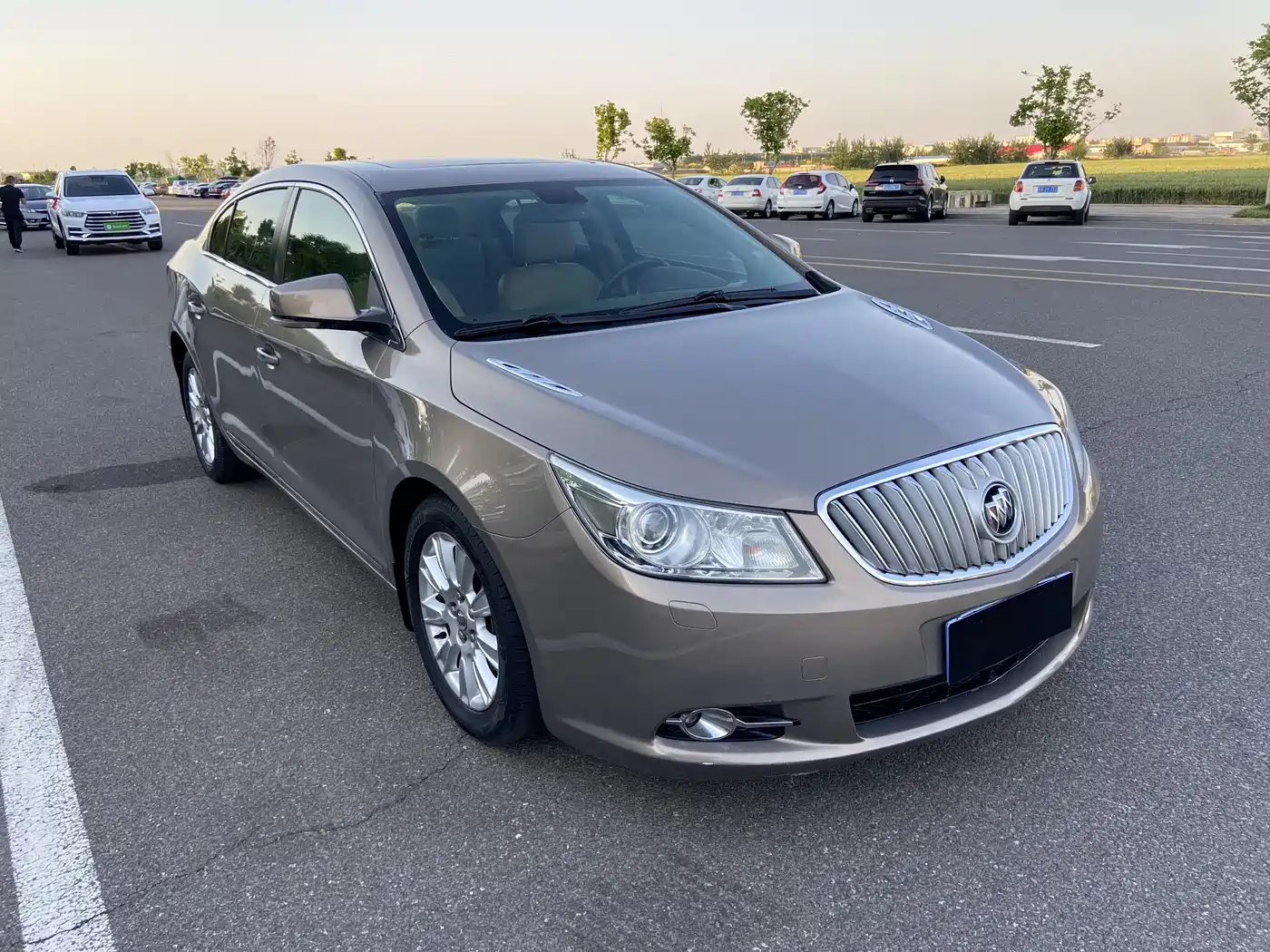 Buick LaCrosse 2010 2.4L Luxury фото 3