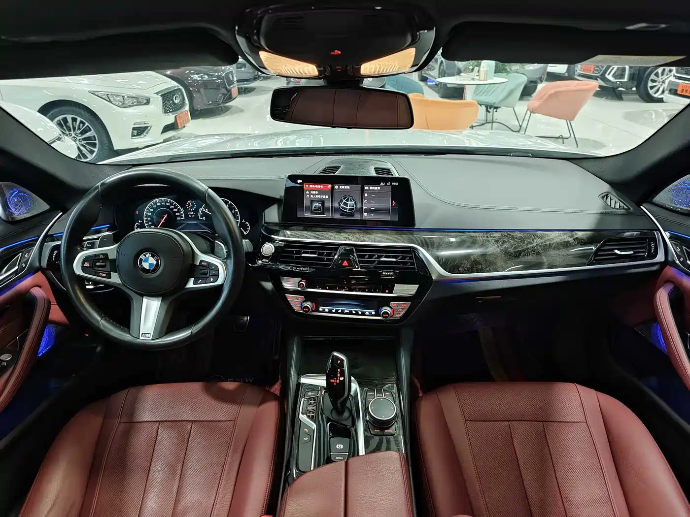 BMW 5 Series 2019 530Li Premium M Sport Package фото 9