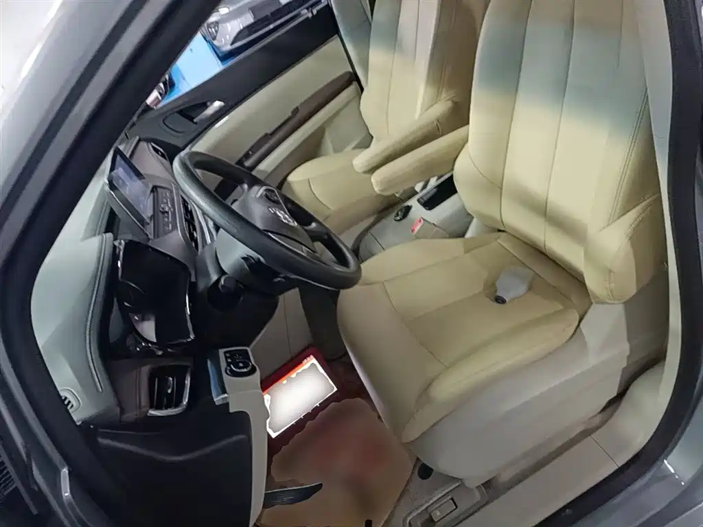 Buick GL8 2023 Model Land Business Class Comfort фото 15