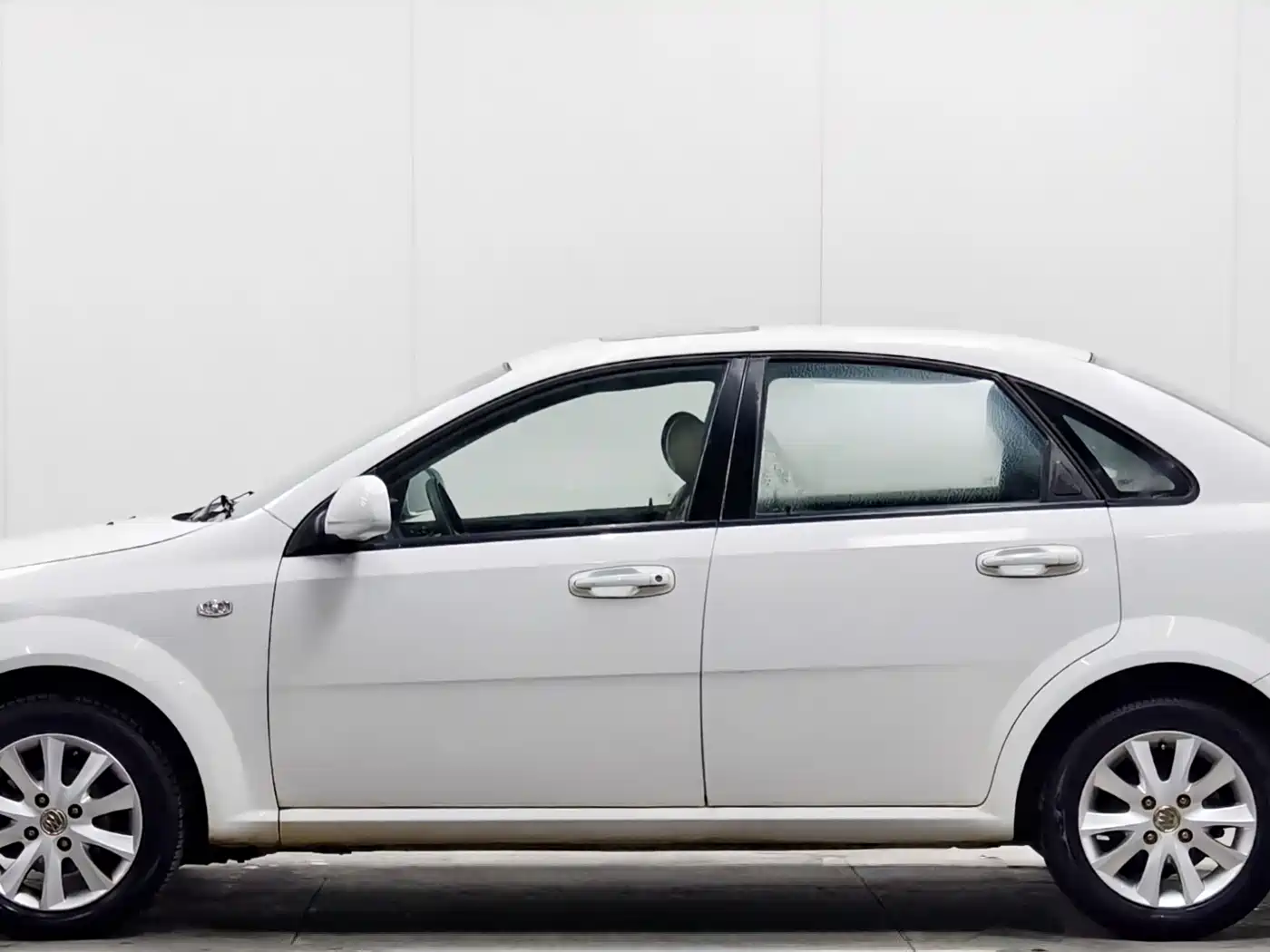 Buick Excelle 2013 1.5L Manual Exclusive фото 7