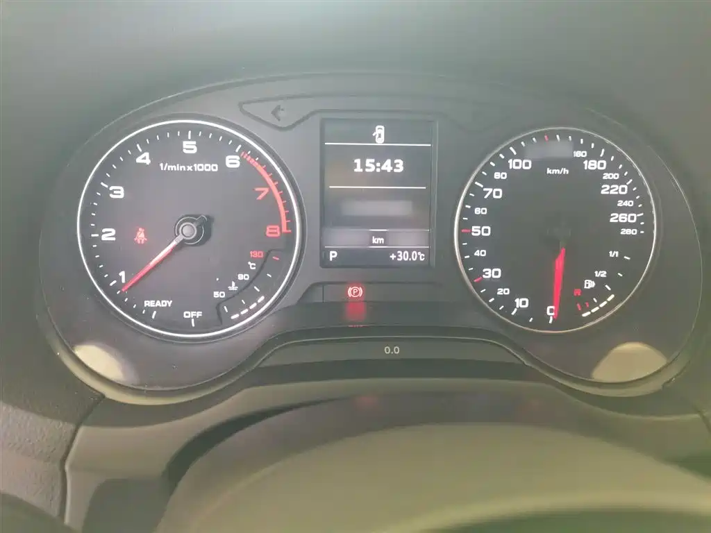 Audi A3 2015 Limousine 35 TFSI Millionth Anniversary Intelligent Leader Type фото 4