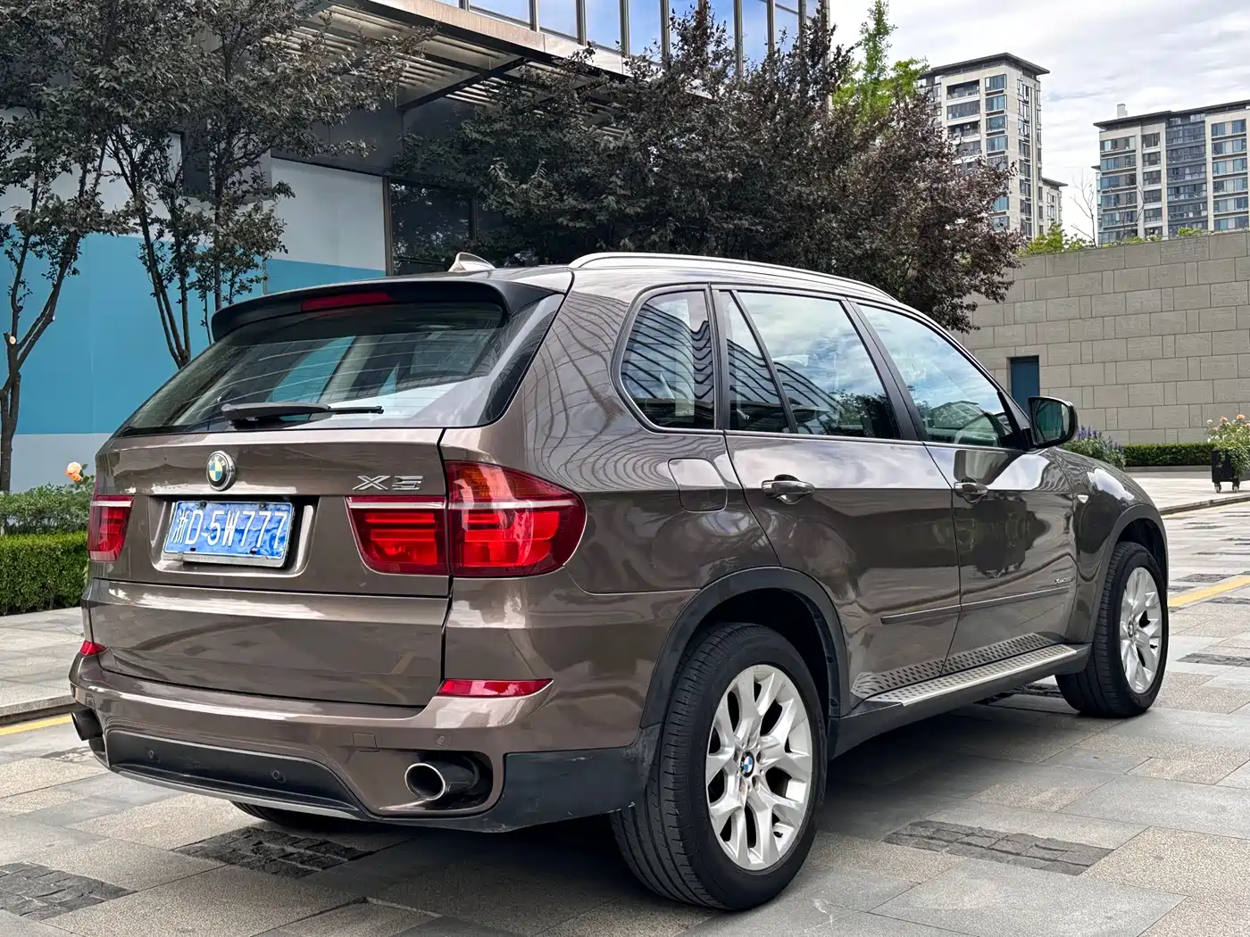 BMW X5 (Import) 2013 xDrive35i Leading фото 4