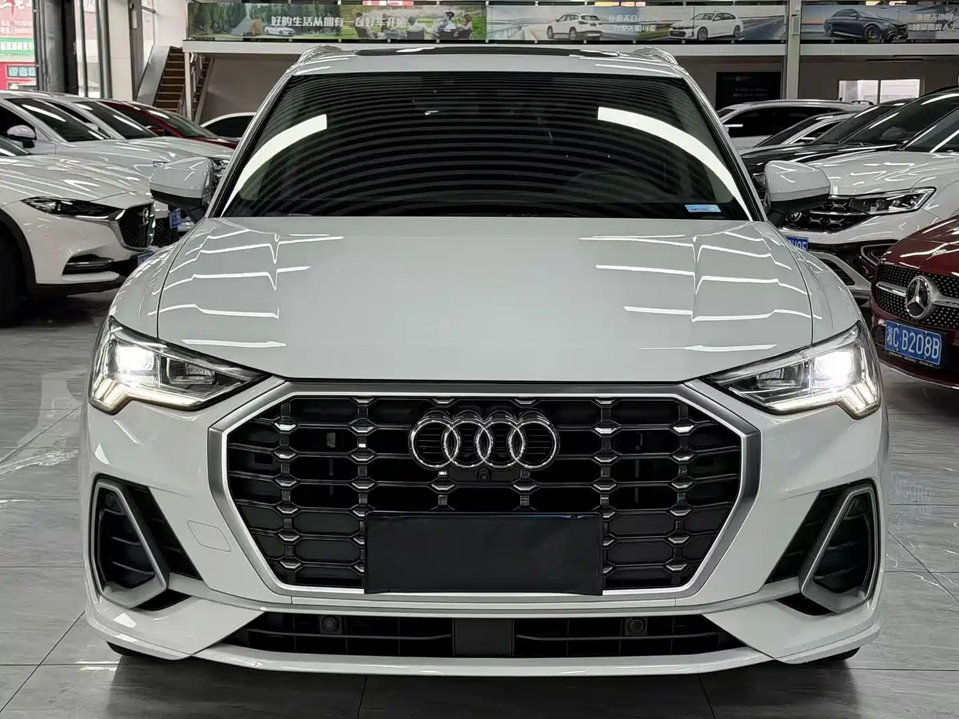 Audi Q3 2022 35 TFSI Fashion Dynamic фото 3