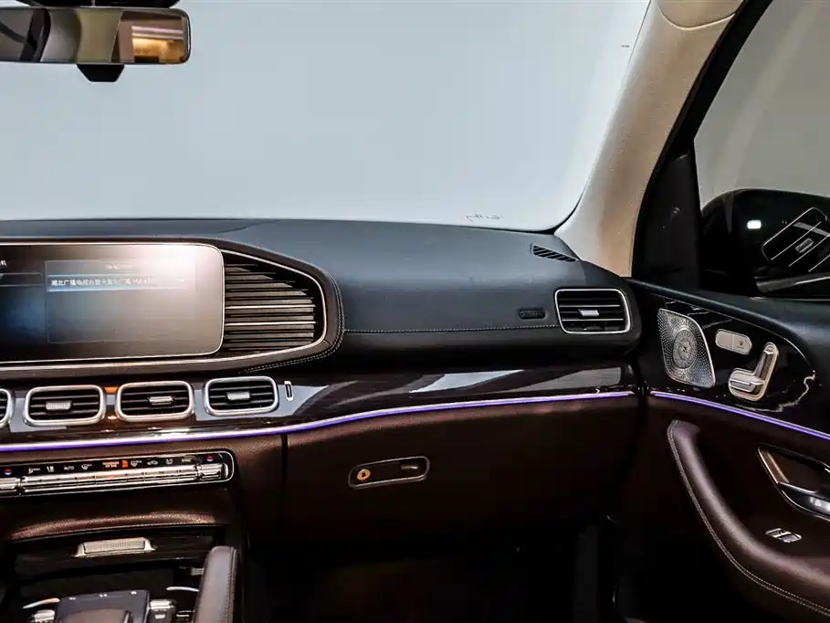 Mercedes-Benz GLE 2021 GLE 350 4MATIC Fashion фото 13