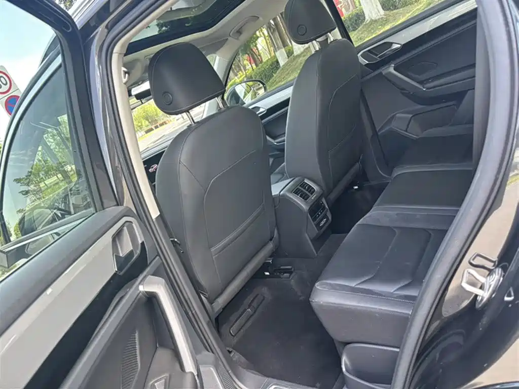 Volkswagen Tayron 2020 330TSI 2WD Luxury Smart Edition фото 14