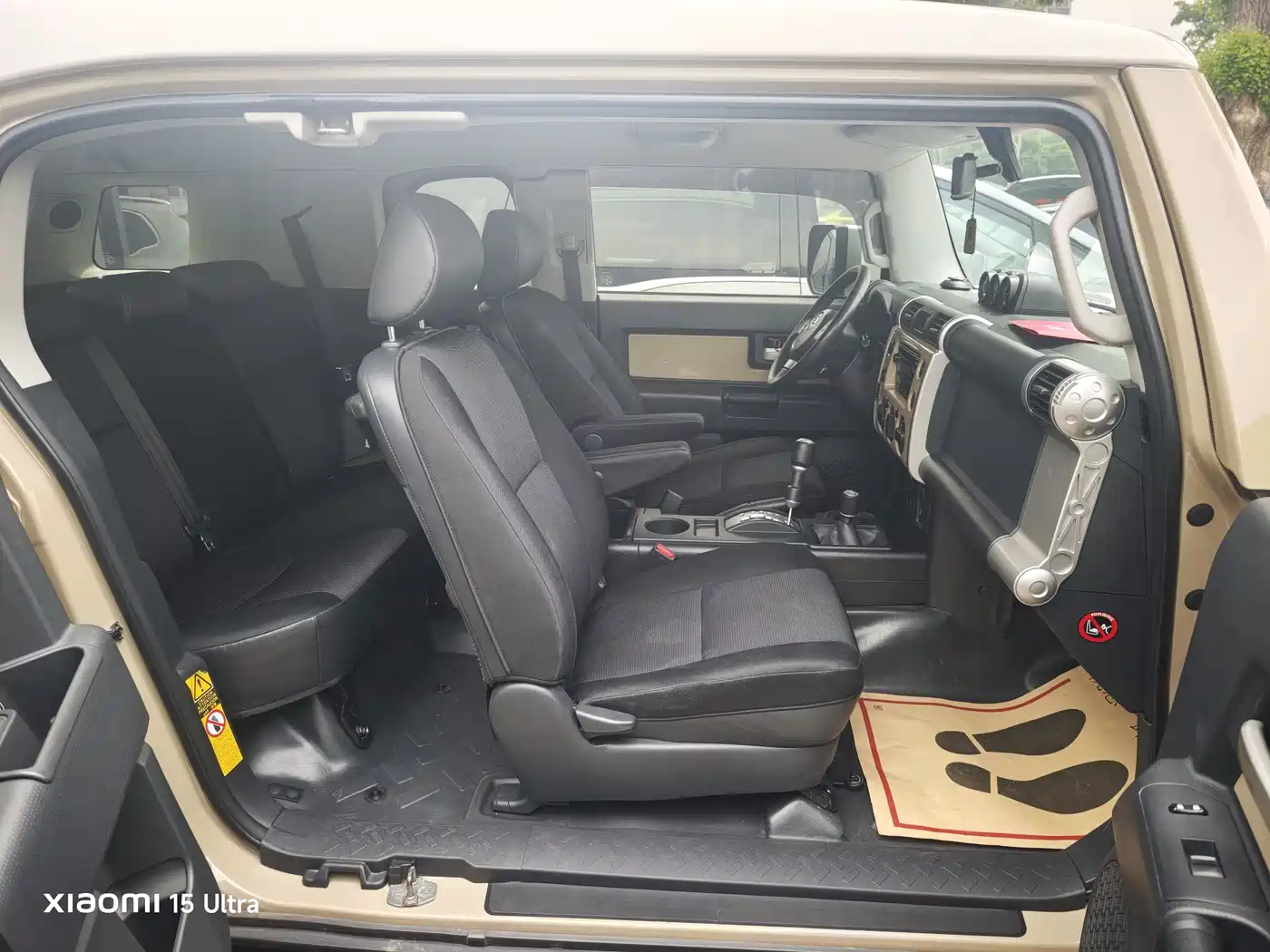 Toyota FJ Cruiser 2013 4.0L фото 9