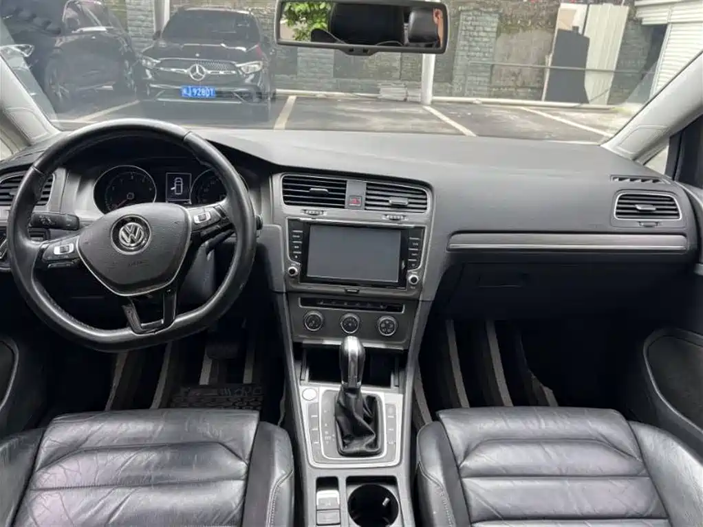 Volkswagen Golf 2014 1.4TSI Automatic Luxury фото 8