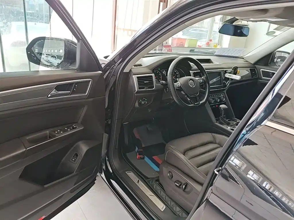 Volkswagen Teramont 2017 330TSI 2WD Luxury фото 16