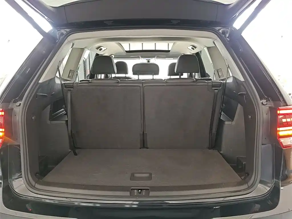 Volkswagen Teramont 2017 330TSI 2WD Luxury фото 19