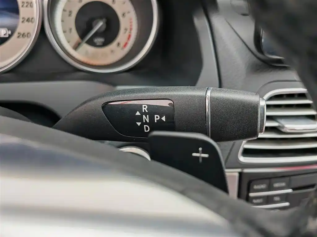 Mercedes-Benz E-Class (Import) 2016 E 200 Coupe Agile Edition фото 13